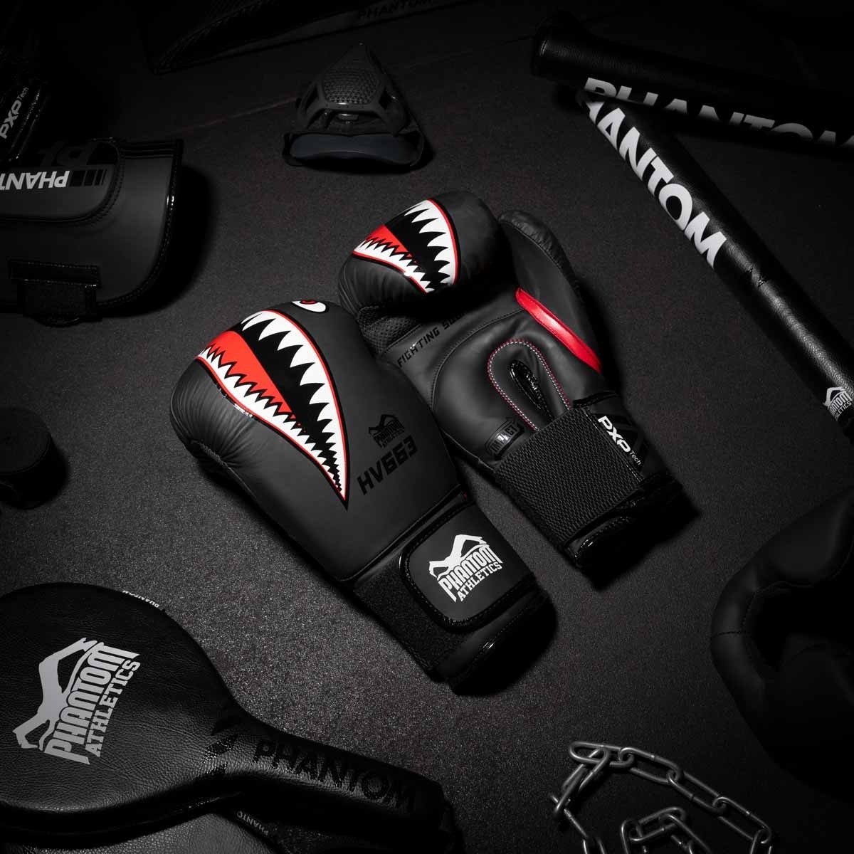 Боксерські рукавиці Phantom Fight Squad Schwarz Black 14 унцій (Бинти 4м. в подарунок)