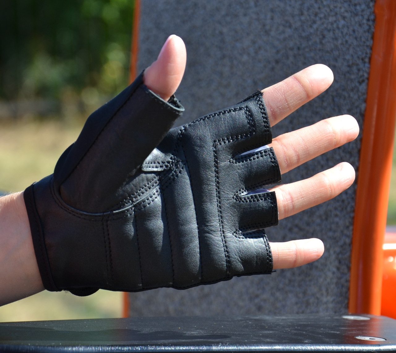 Рукавички для фітнесу MadMax MFG-251 Rainbow Grey XL