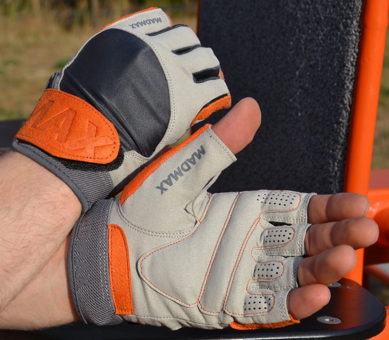 Рукавички для фітнесу MadMax MFG-850 Crazy Grey/Orange XXL