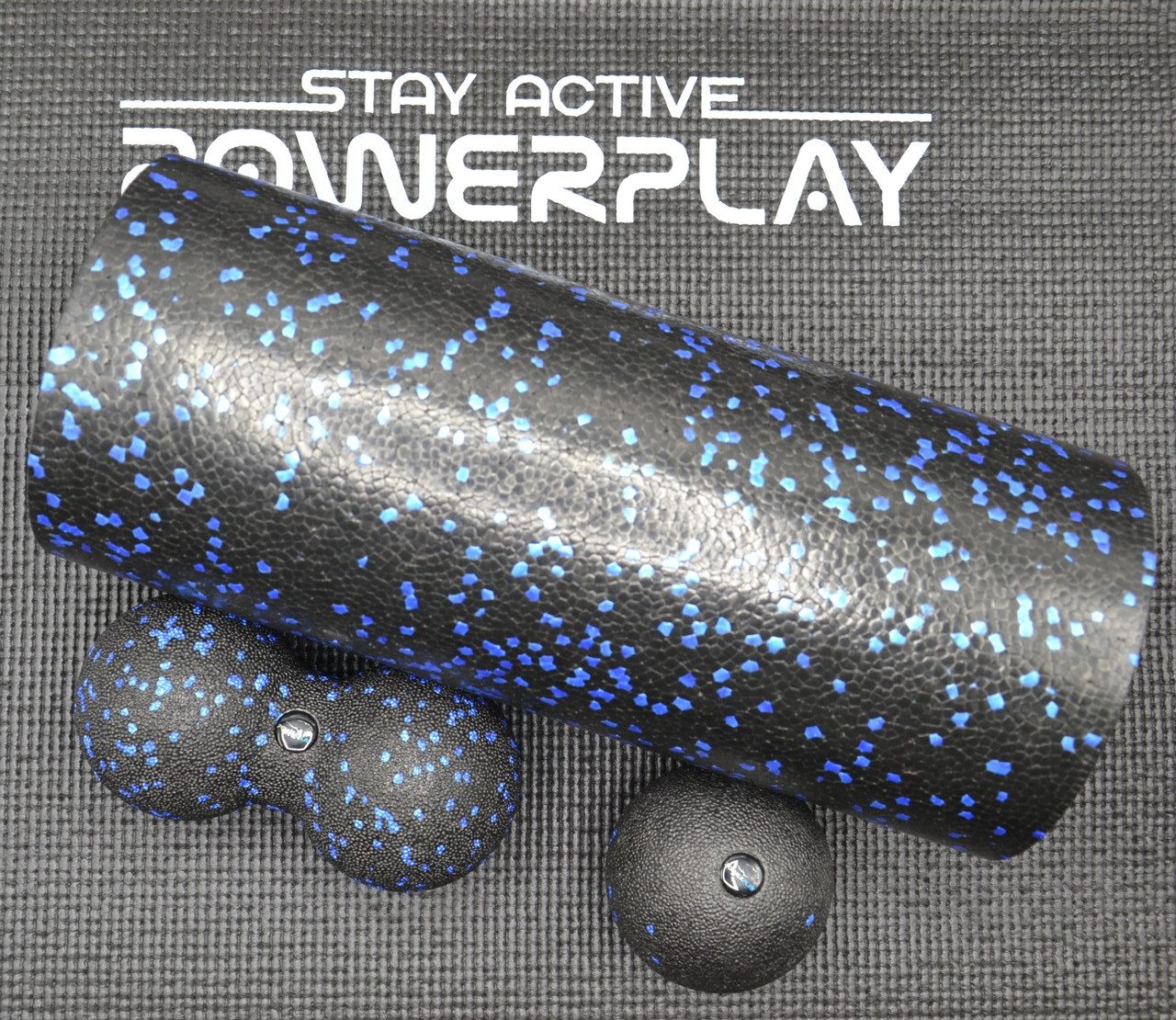 Набір для йоги PowerPlay PP_4008 EPP Foam Roller Set роллер + 2 масажні м’ячі Чорно-синій