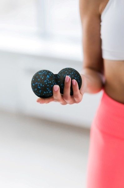 Набір для йоги PowerPlay PP_4008 EPP Foam Roller Set роллер + 2 масажні м’ячі Чорно-синій