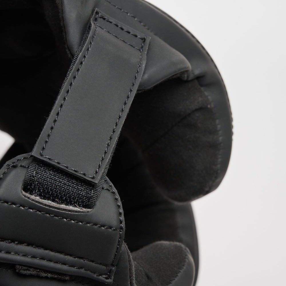 Боксерський шолом Leone CS435 BLACK Edition L (капа у комплекті)