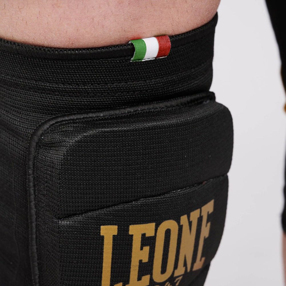 Наколінники спортивні Leone PR342 S/M Black (пара)